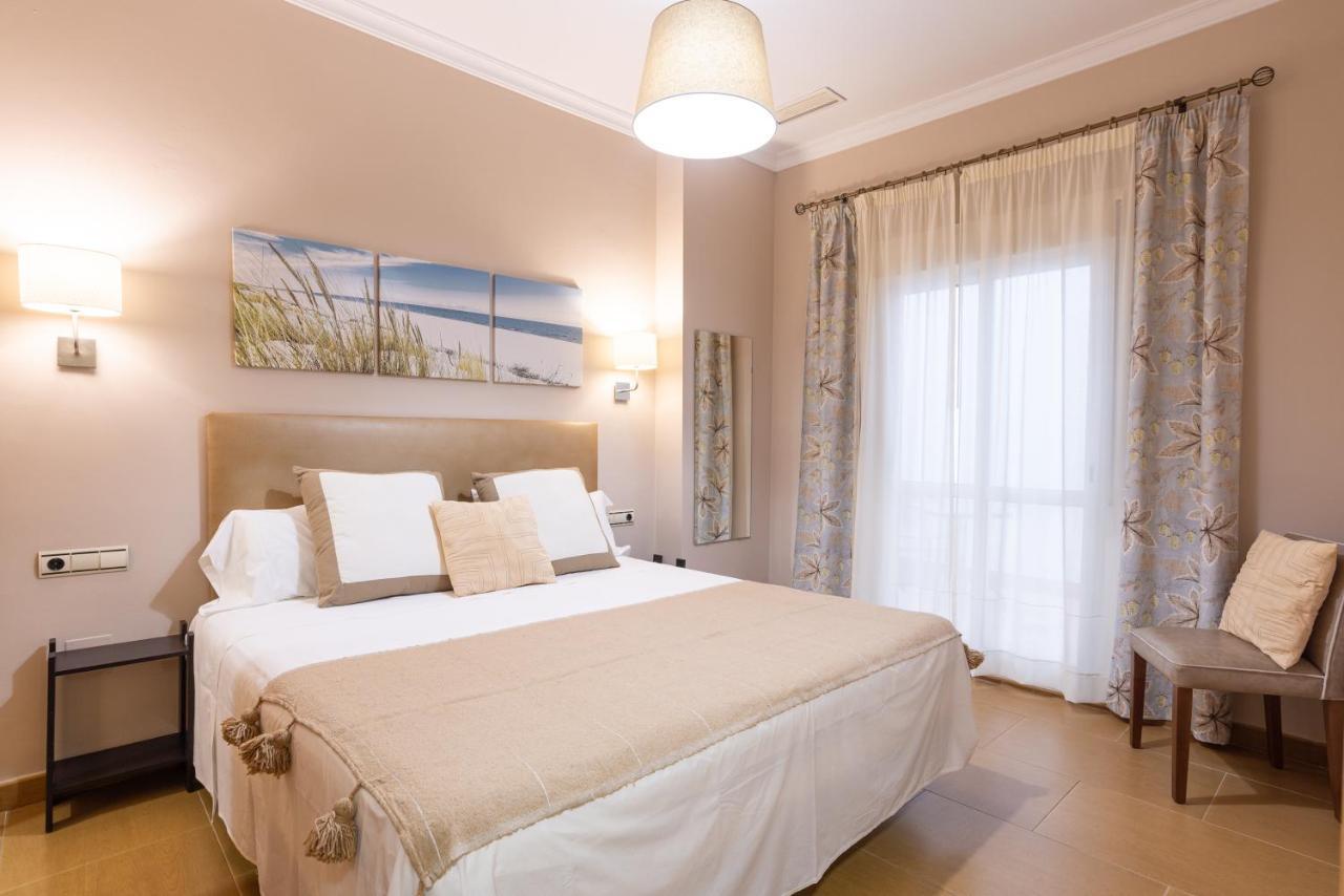 Апартаменты Dobo Malaga Puerto Экстерьер фото