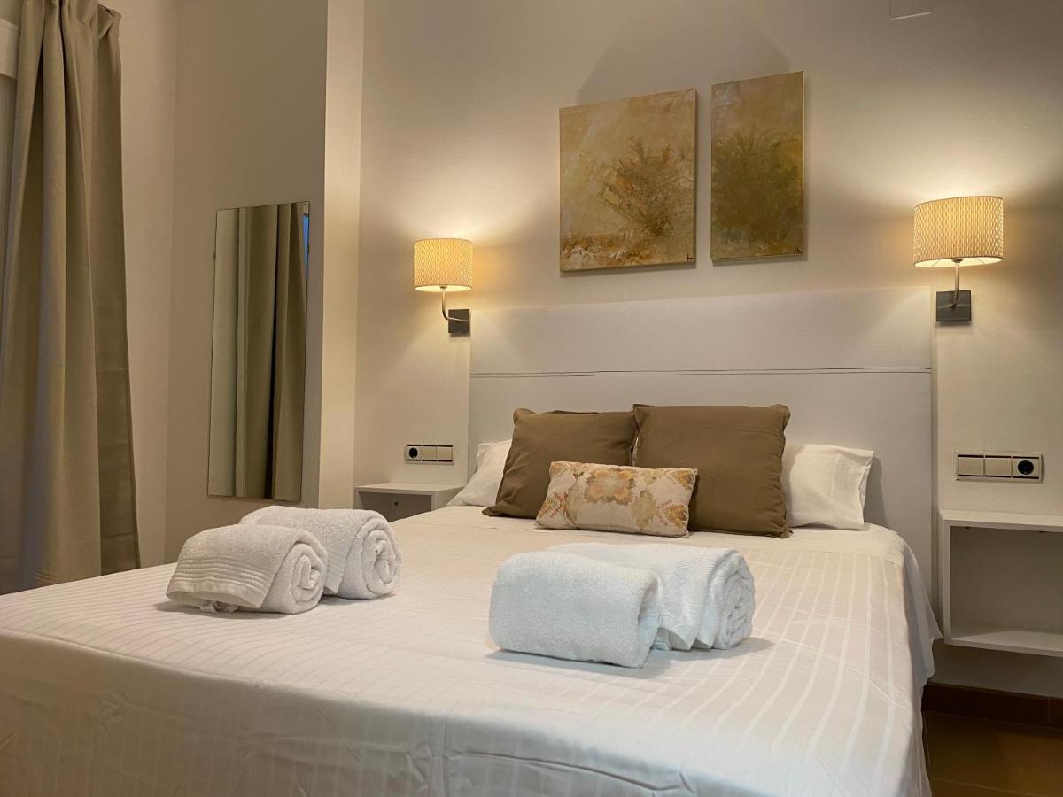 Апартаменты Dobo Malaga Puerto Экстерьер фото
