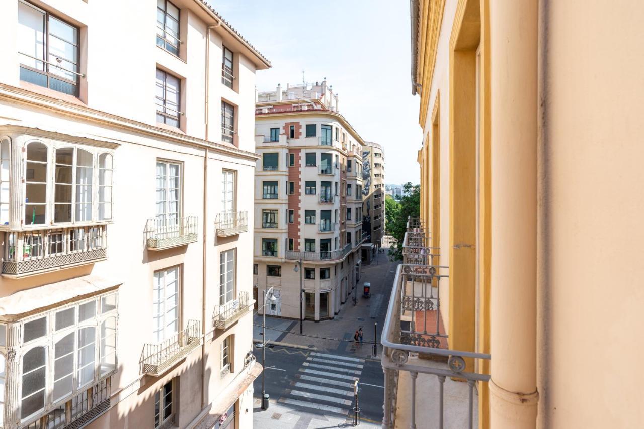 Апартаменты Dobo Malaga Puerto Экстерьер фото